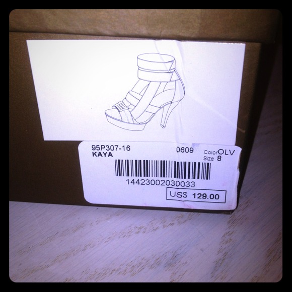 NEVER WORN!