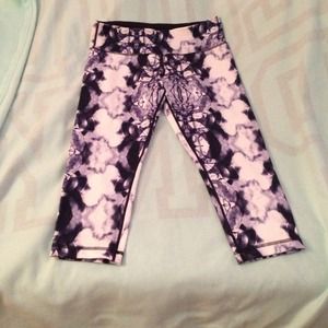 BUNDLE** lululemon capri and tank