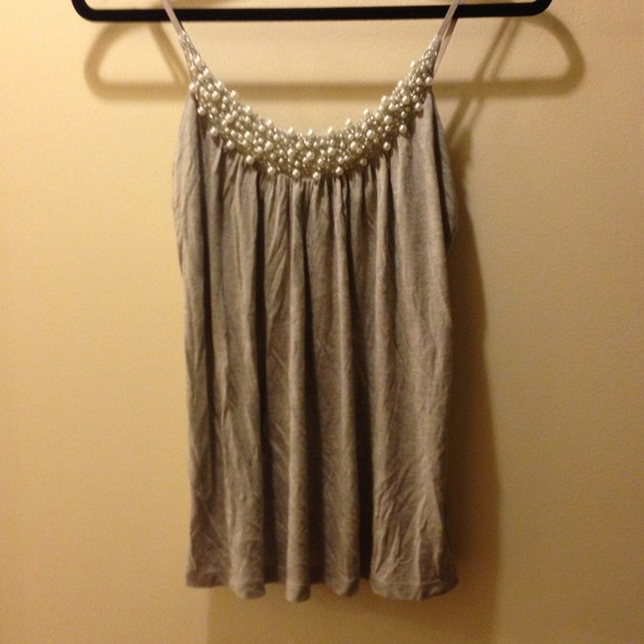 Oatmeal Tank with Pearls and Beads 🌹 - Picture 2 of 3