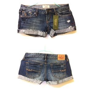 Who.A.U Denim Shorts