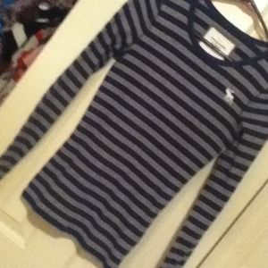 Abercrombie long sleeved top