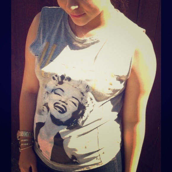 Marilyn monroe shirt