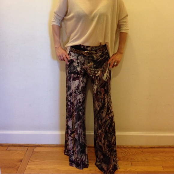 SALE ONLY 2 LEFT 30.00 was 56.00 JULY BLOW OUT - Picture 2 of 4