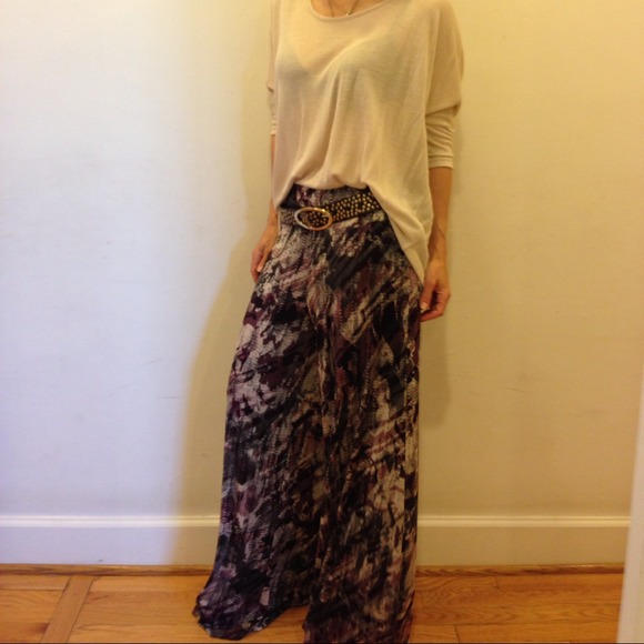 SALE ONLY 2 LEFT 30.00 was 56.00 JULY BLOW OUT - Picture 3 of 4