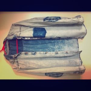 Denim Shirt w/ Contrast Pocket & Elbow