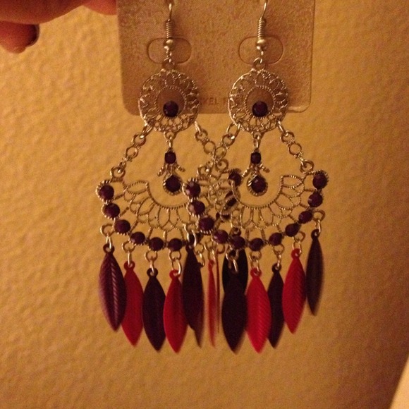 Nwot boho earrings - Picture 3 of 3