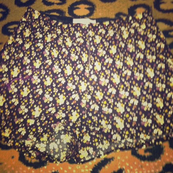 High waisted floral shorts