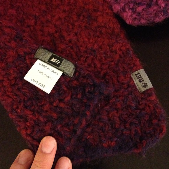 Brand new REI scarf, never worn! - Picture 3 of 3