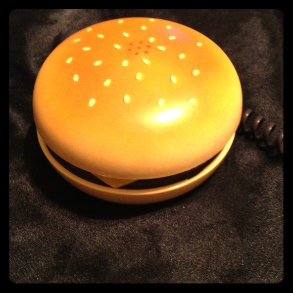 BRANDNEW hamburger phone!!!💜bundled💜