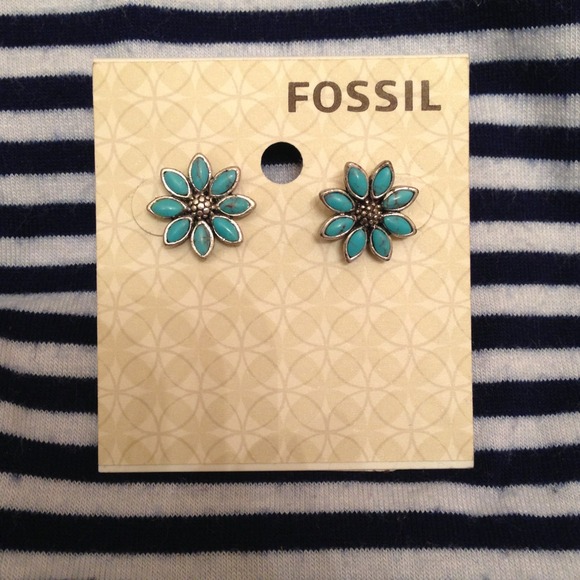 🚫SOLD🚫 Fossil Earrings NWT
