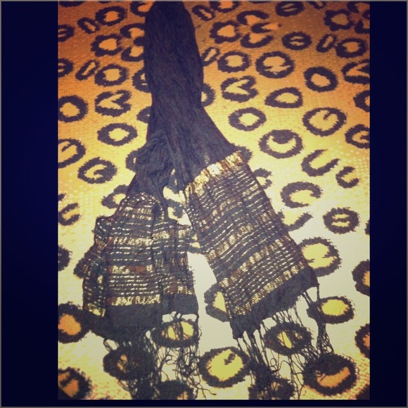 Black n gold scarf