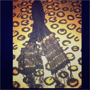 Black n gold scarf