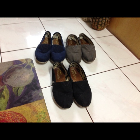 Toms. - Picture 2 of 3