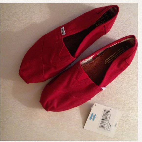 Toms. - Picture 3 of 3