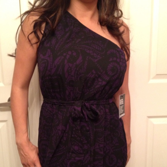 ***SOLD***Express one shoulder dress - Picture 3 of 4