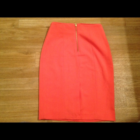***SOLD***H&M pencil skirt - Picture 2 of 3