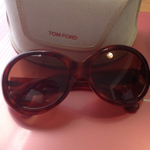 🎈Reserved for Amrita🎈Tom ford Sunnies! 😎