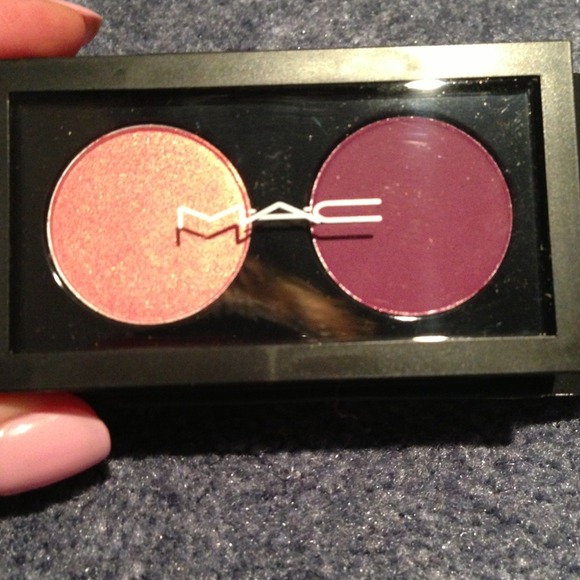 ❌SOLD❌ MAC EYESHADOW x2