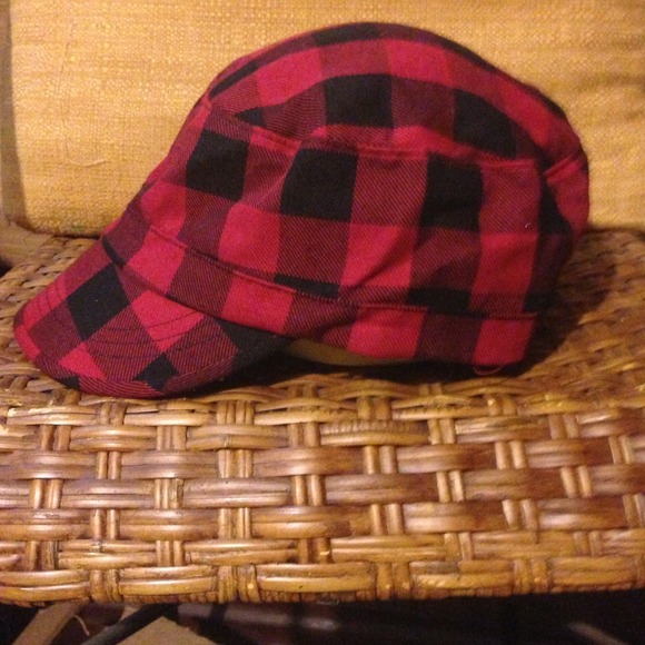 SOLD IN BUNDLE...Red and black checkered cap - Picture 2 of 2