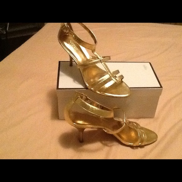 SOLD.. - Picture 2 of 4