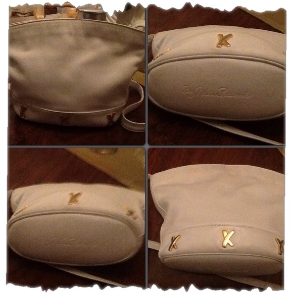 White shoulder bag.