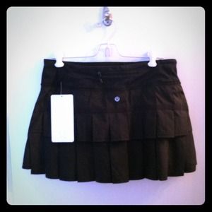 Black Lululemon Running Pace Setter Skirt