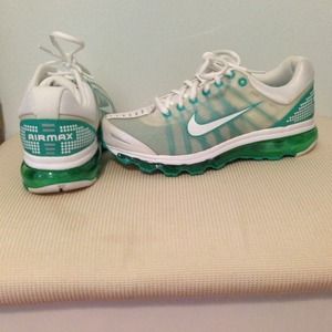 ⛔SOLD⛔Nike Airmax's* Worn Once* Size 8
