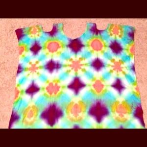 Open shoulder tye dyed poncho! Beautiful & bright!