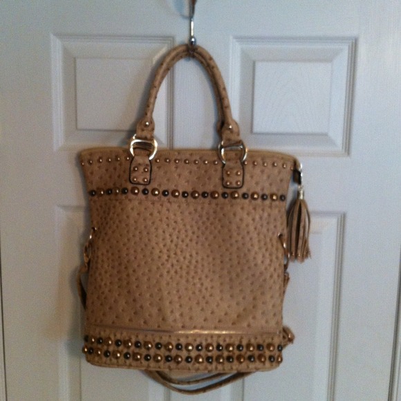 Western style ostrich tote