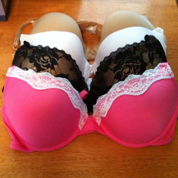 Bundle set of 4 size 36c inspirations bras..
