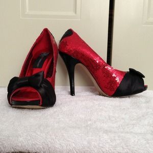 Iron Fist "Dorothy" pumps