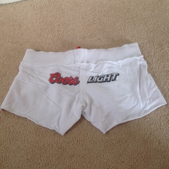 🍺SOLD Coors Light Shorts 🍻