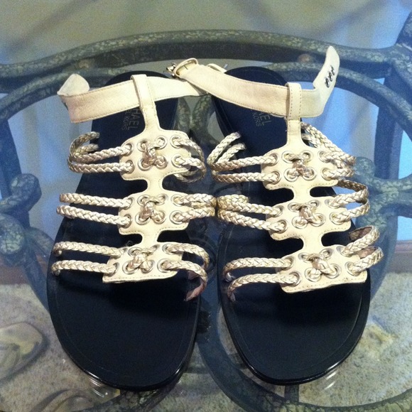 ❌Sold❌Brand New Michael Kors Gladiator Sandal!
