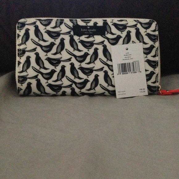 ❌Sold to @anoack❌ NWT Kate Spade zip around wallet