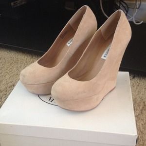 🚫SOLD🚫Steve Madden Pammyy