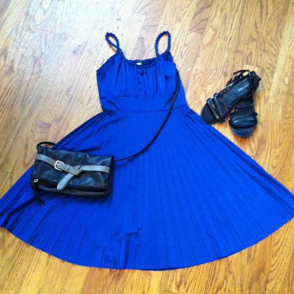 🚫Sold🚫 ⬇Reduced⬇ Navy baby doll dress.