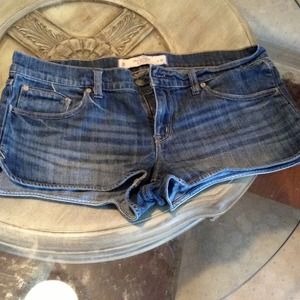 TRADED  BUNDLE Abercrombie shorts