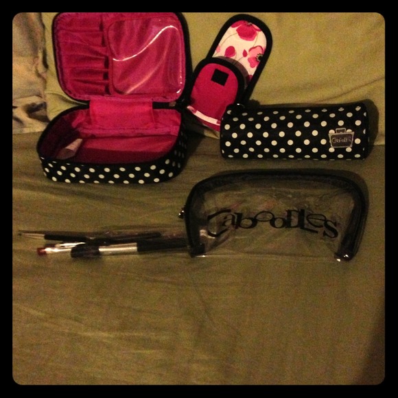 Makeup organizer bag!