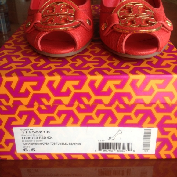 Authentic brand new red soft leather tory burch - Picture 3 of 3