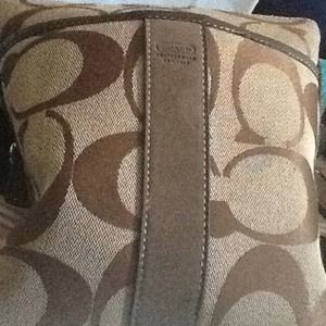 I'm selling Coach bags NO FAKES ONLY REAL $HIT!!!