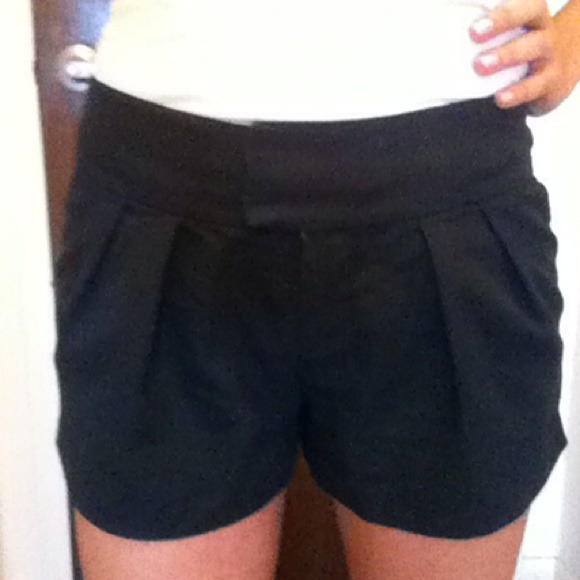 Adorable Navy Shorts featuring Pleated Front - Picture 2 of 4