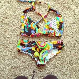 Super cute NWOT oniell bathing suit