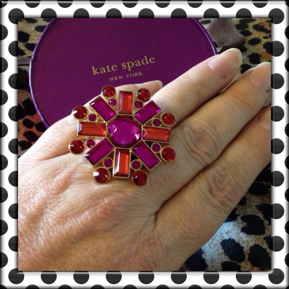 🎉Host Pick!🎉♠Kate Spade "Crystal Cluster" Ring♠ - Picture 3 of 3