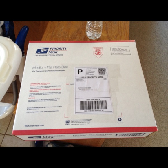 Package for ****contrail****