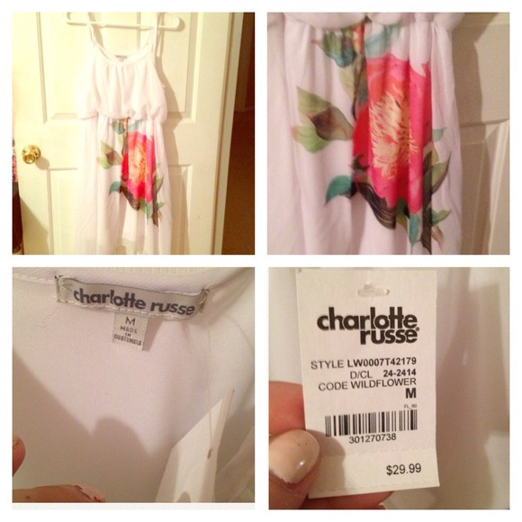 Cute white dress with flower