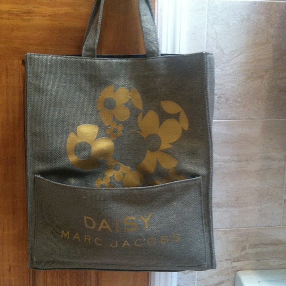 Daisy by Marc Jacobs tote