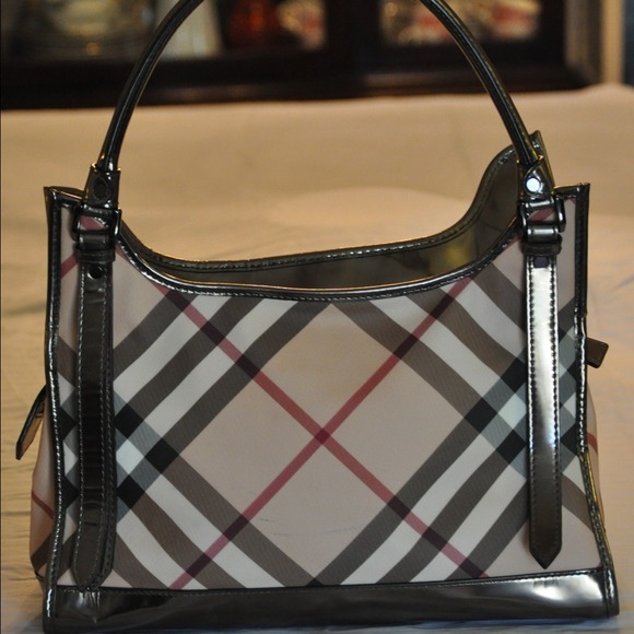 💰SOLD💰Authentic Burberry handbag