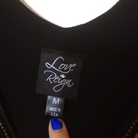 Dress - Picture 2 of 2