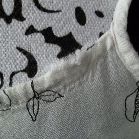 Floral Tank - Picture 2 of 4