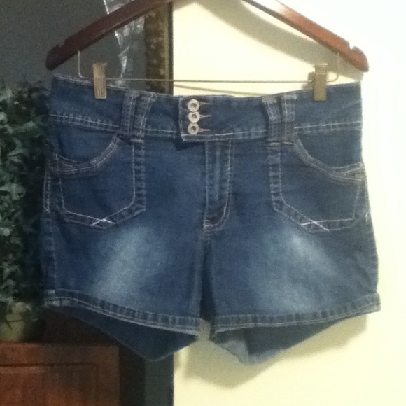 Angel's shorts